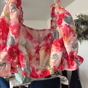 Floral Puff Sleeve Top